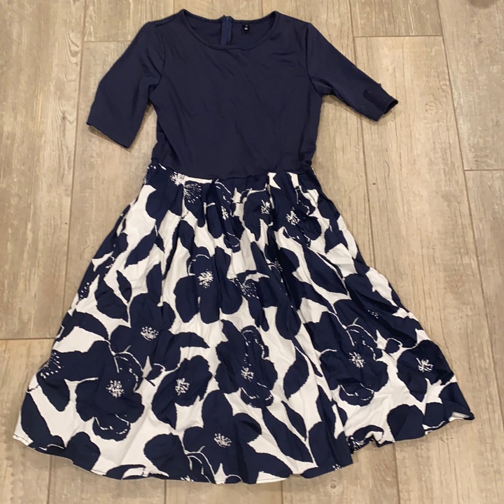 Navy blue flower midi dress from Amazon